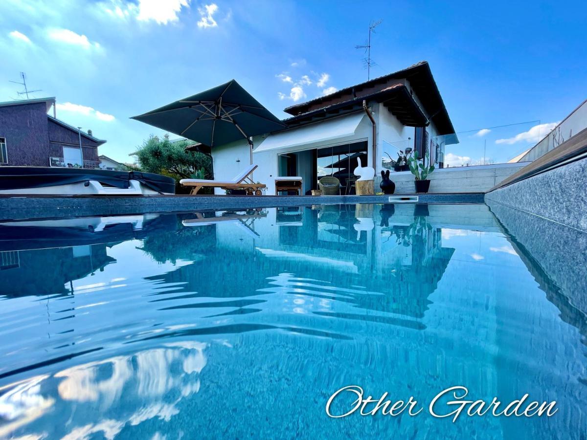 Other Garden - Luxury Bed And Breakfast Rho Dış mekan fotoğraf